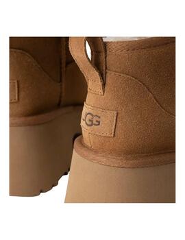 Botas Classic Ultra Mini New Heights UGG