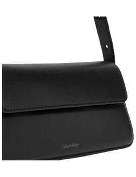 Bolso Belted Small Calvin Klein