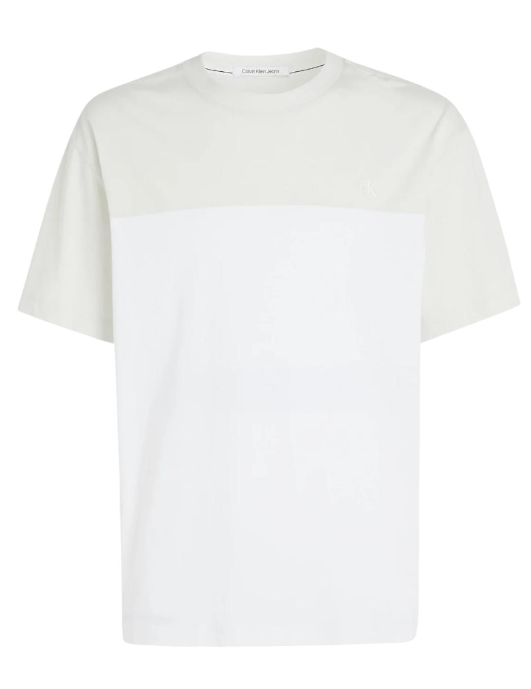 Camiseta Colorblock Calvin Klein Jeans