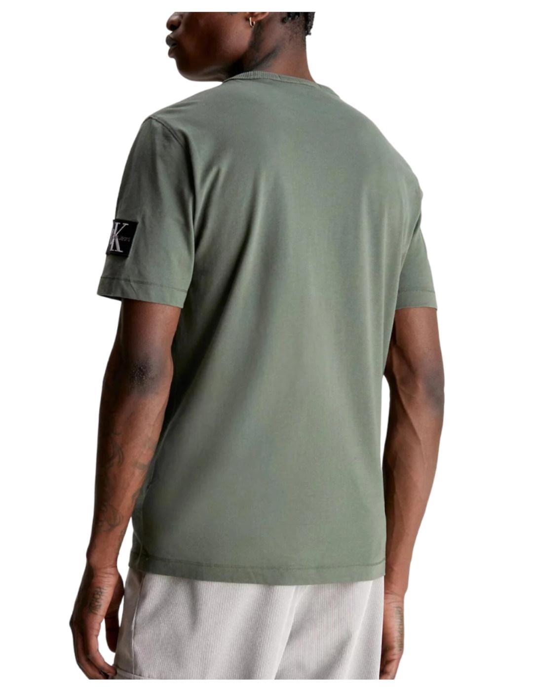 Camiseta Badge regular Calvin Klein