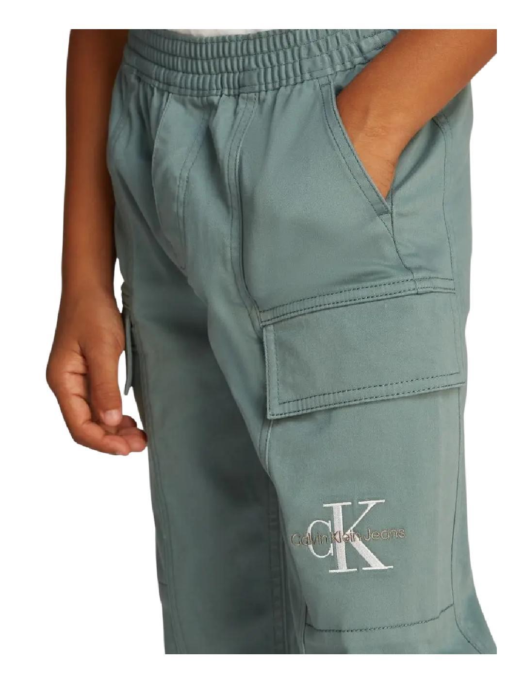 Pantalón Cargo Essential Calvin Klein