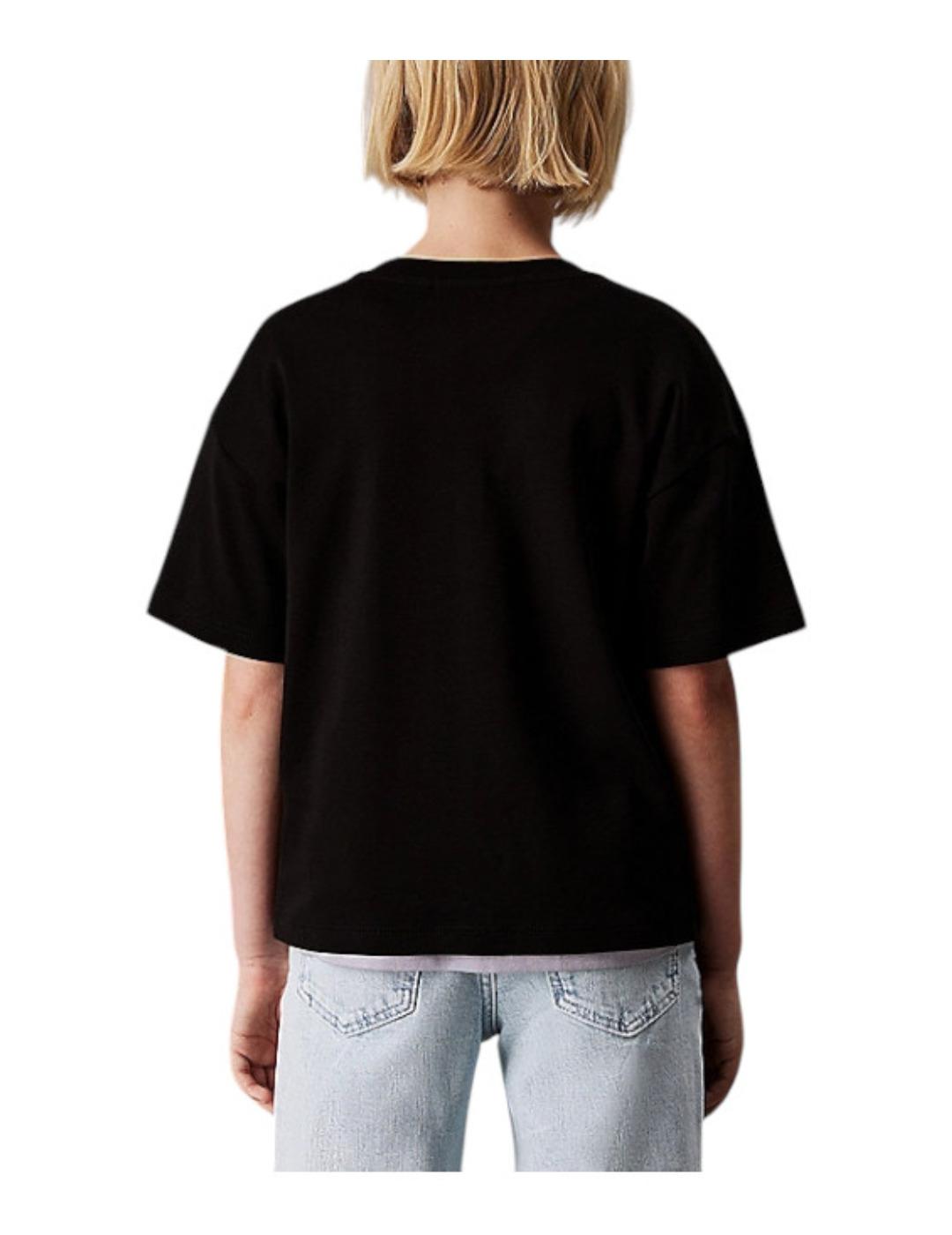 Camiseta Script Logo Calvin Klein