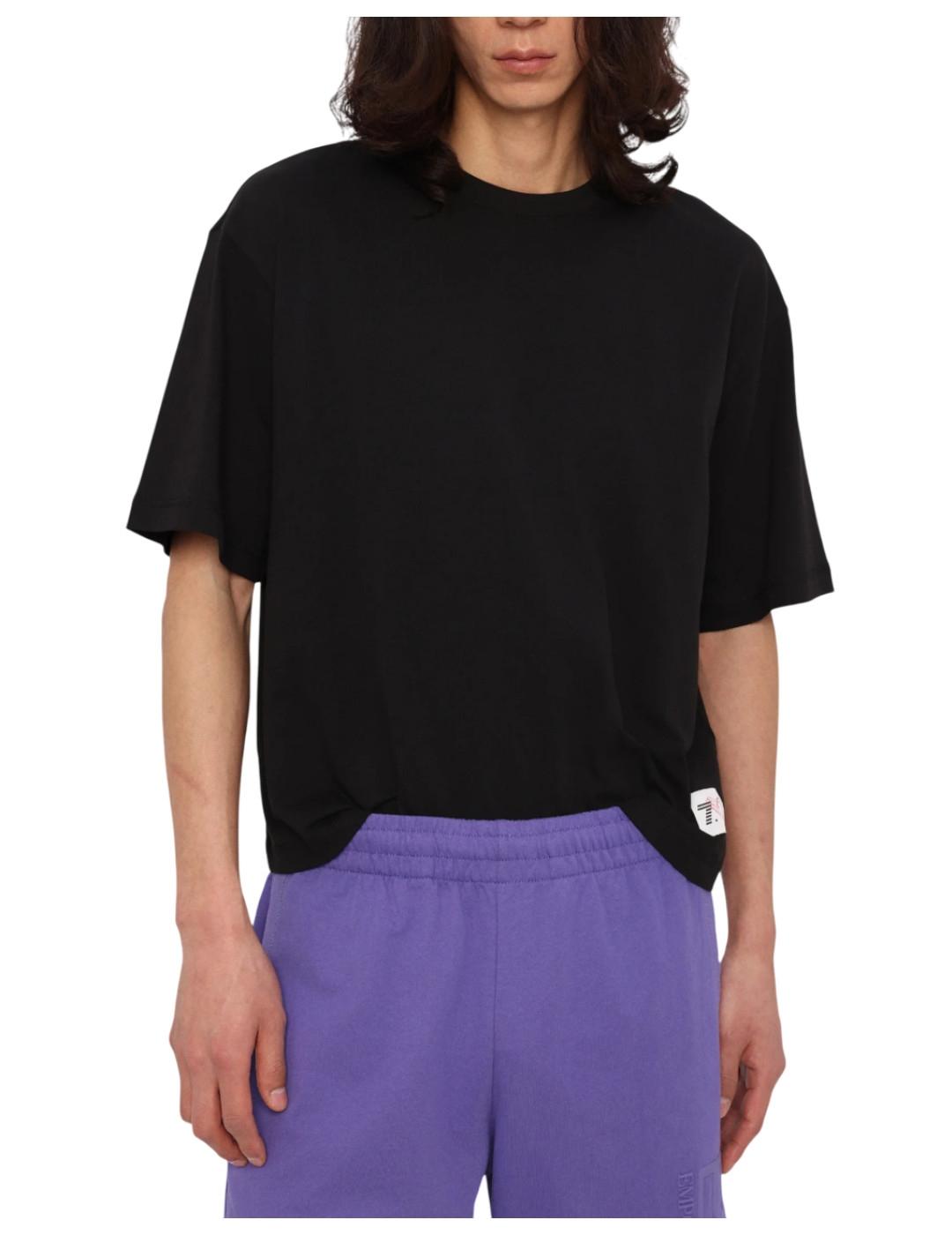 Camiseta Cuore Negra Emporio Armani