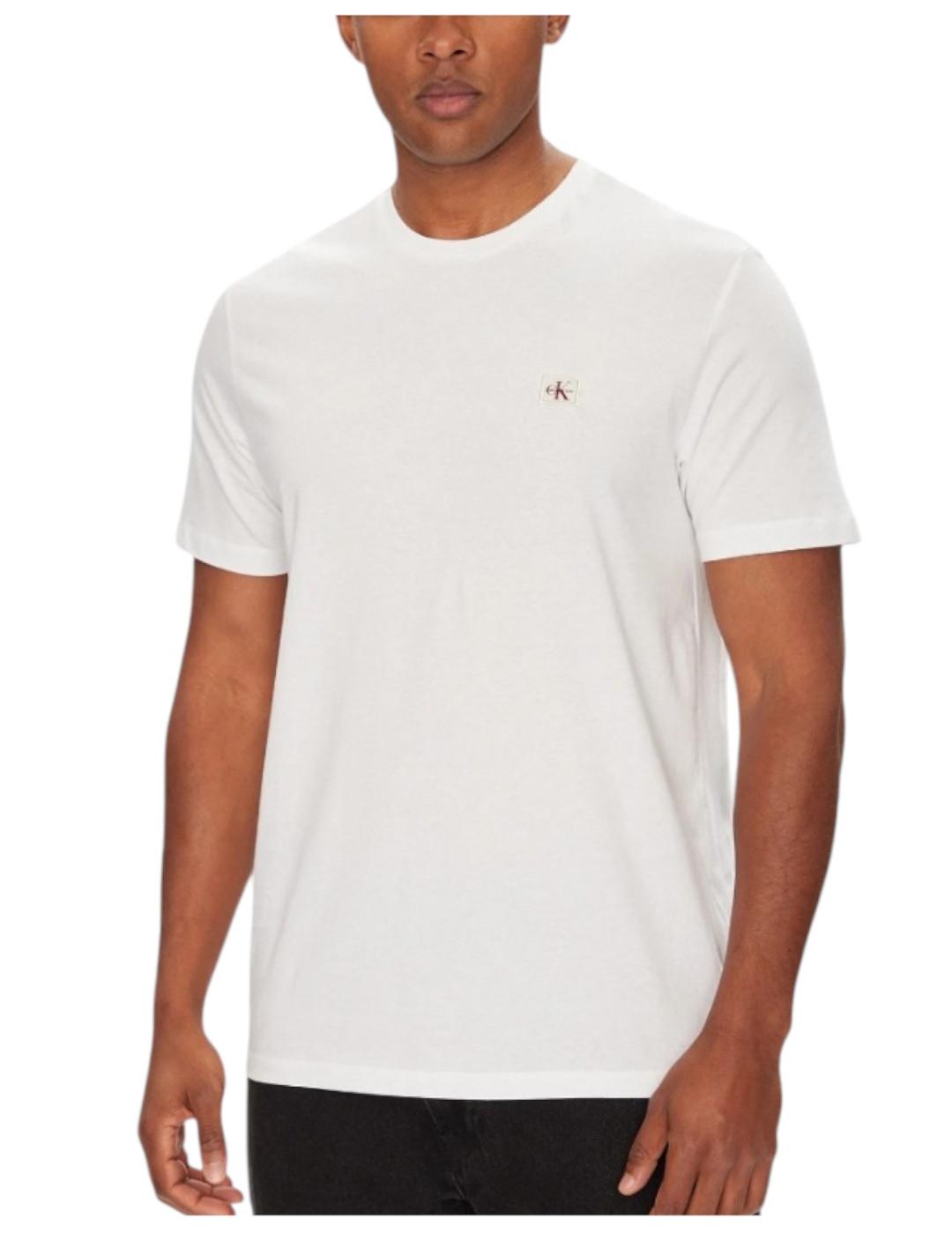 Camiseta Badge 30S Calvin Klein