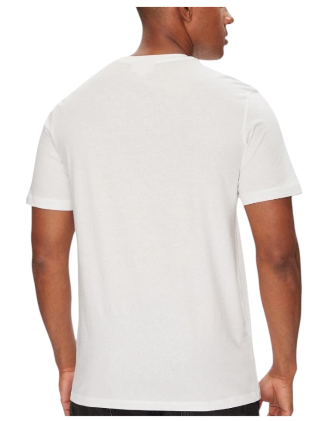 Camiseta Badge 30S Calvin Klein