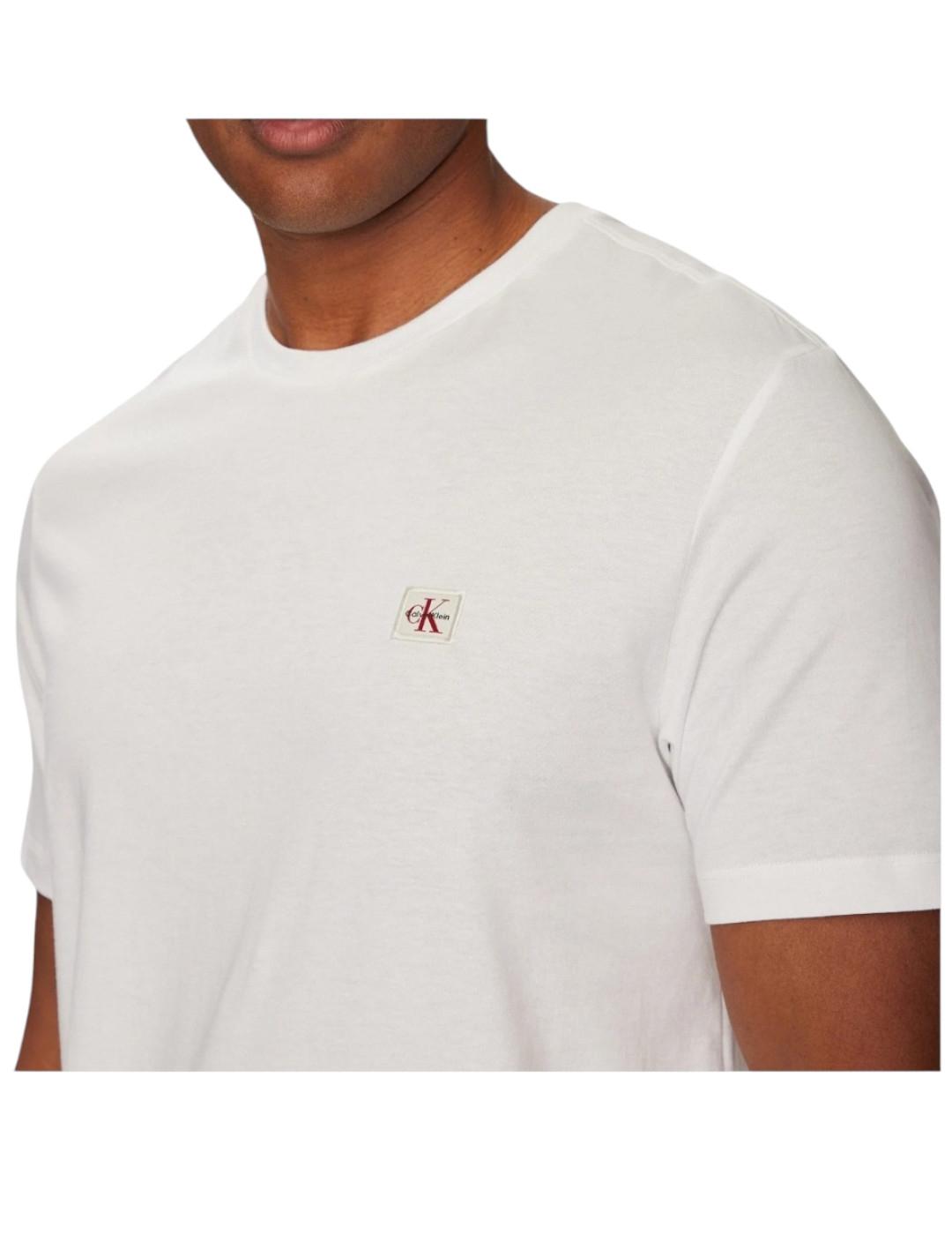 Camiseta Badge 30S Calvin Klein