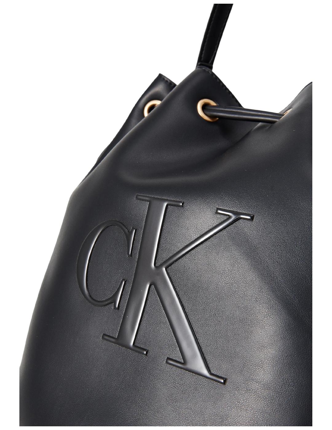 Bolso Raised Ck Large Calvin Klein