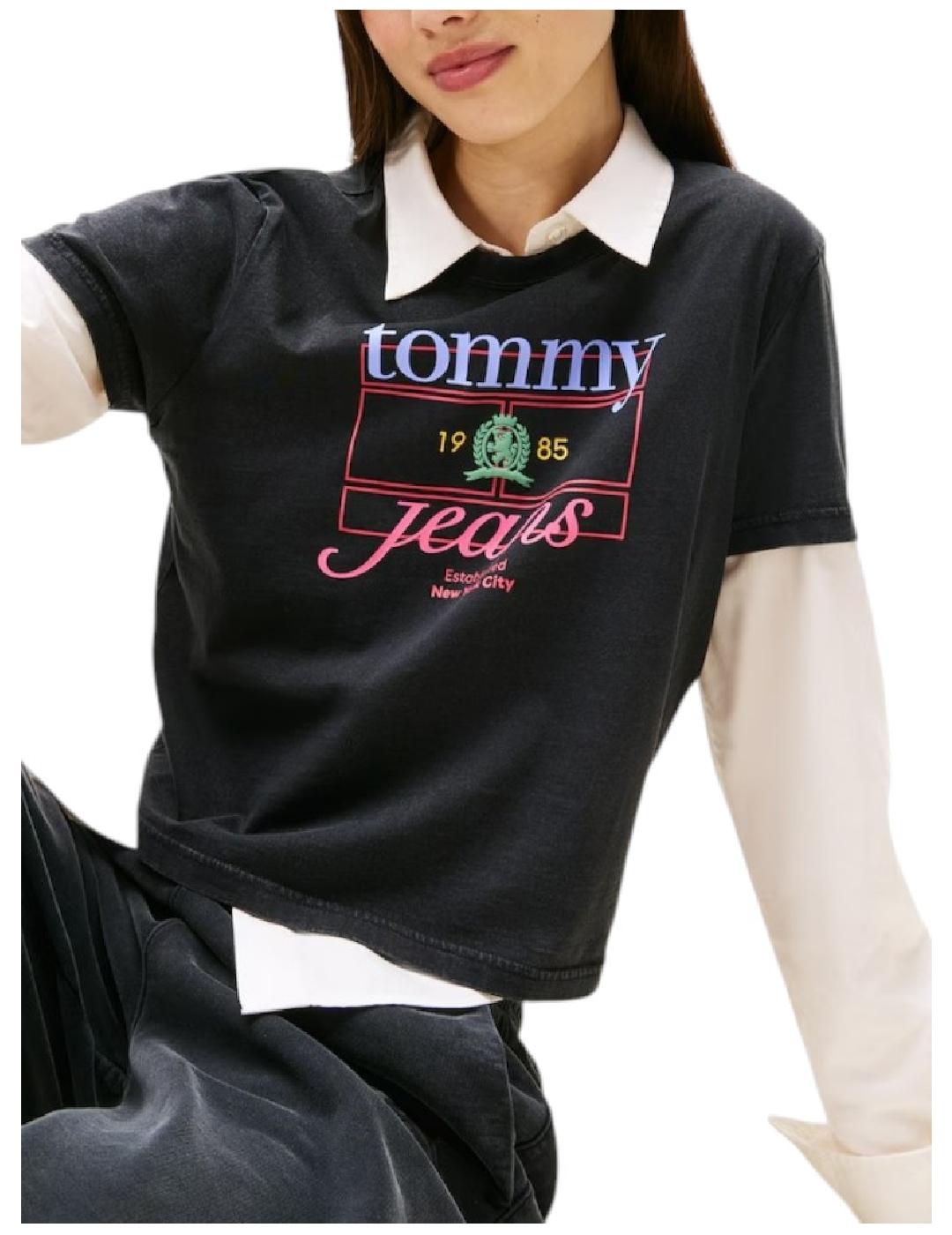 Camiseta Crest Flag Tommy Jeans