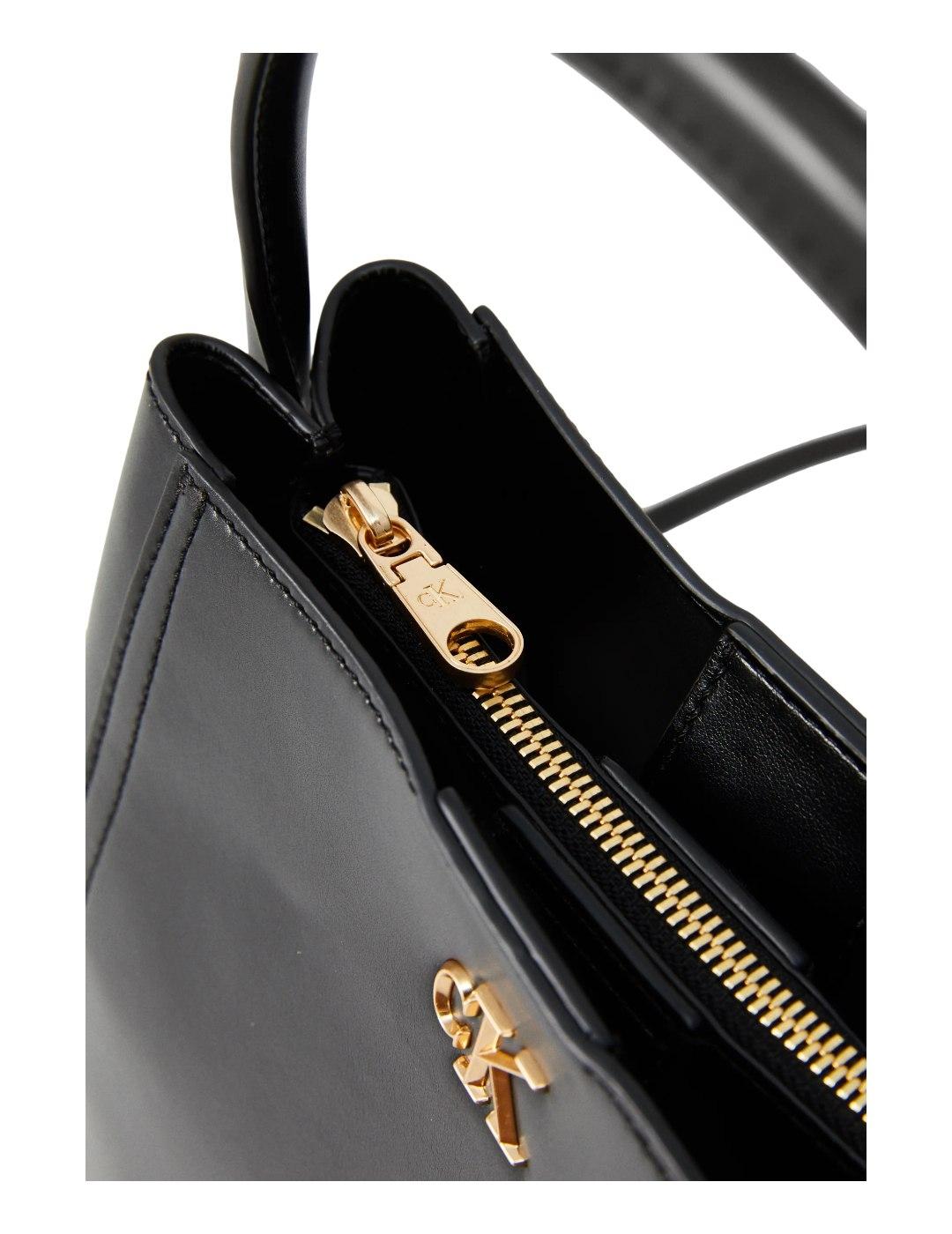 Bolso Bucket Calvin Klein