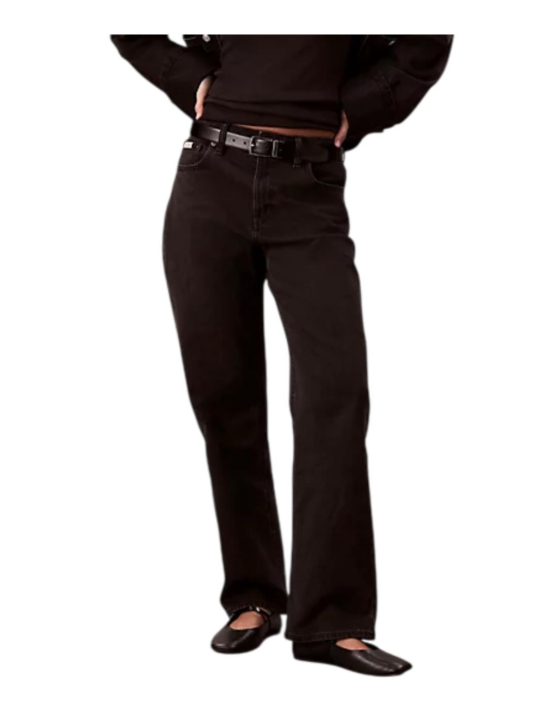 Pantalón High Rise Straight Calvin Klein